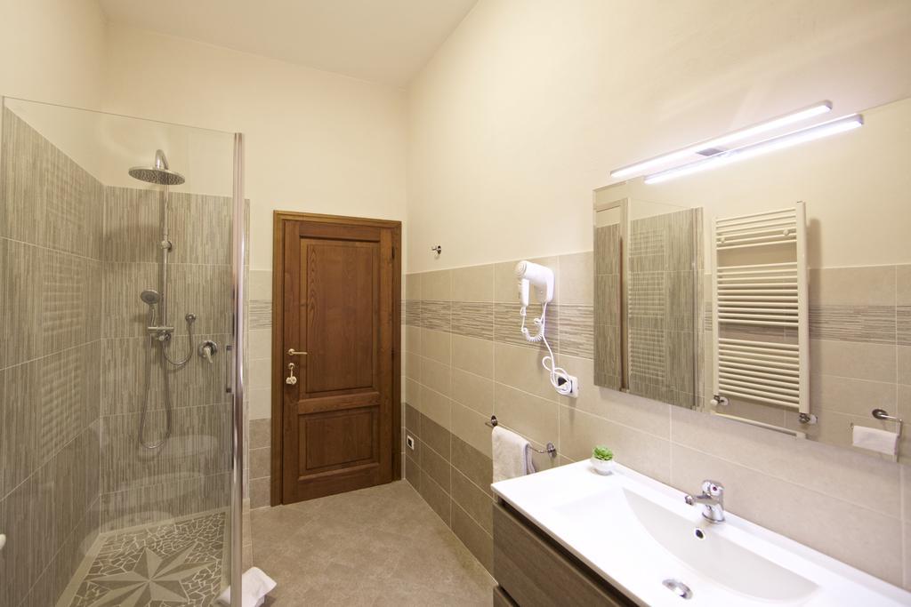 I Cipressi Del Poggio B&B Florence Room photo